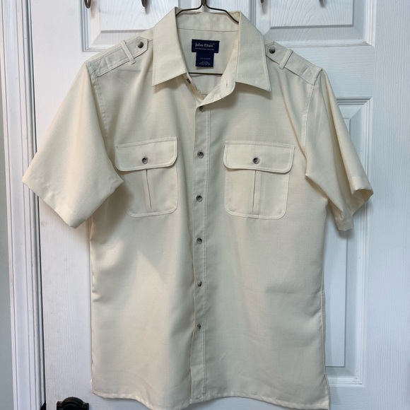John Blair Men's Cream/ white Button Down Shirt - Picture 5 of 6
